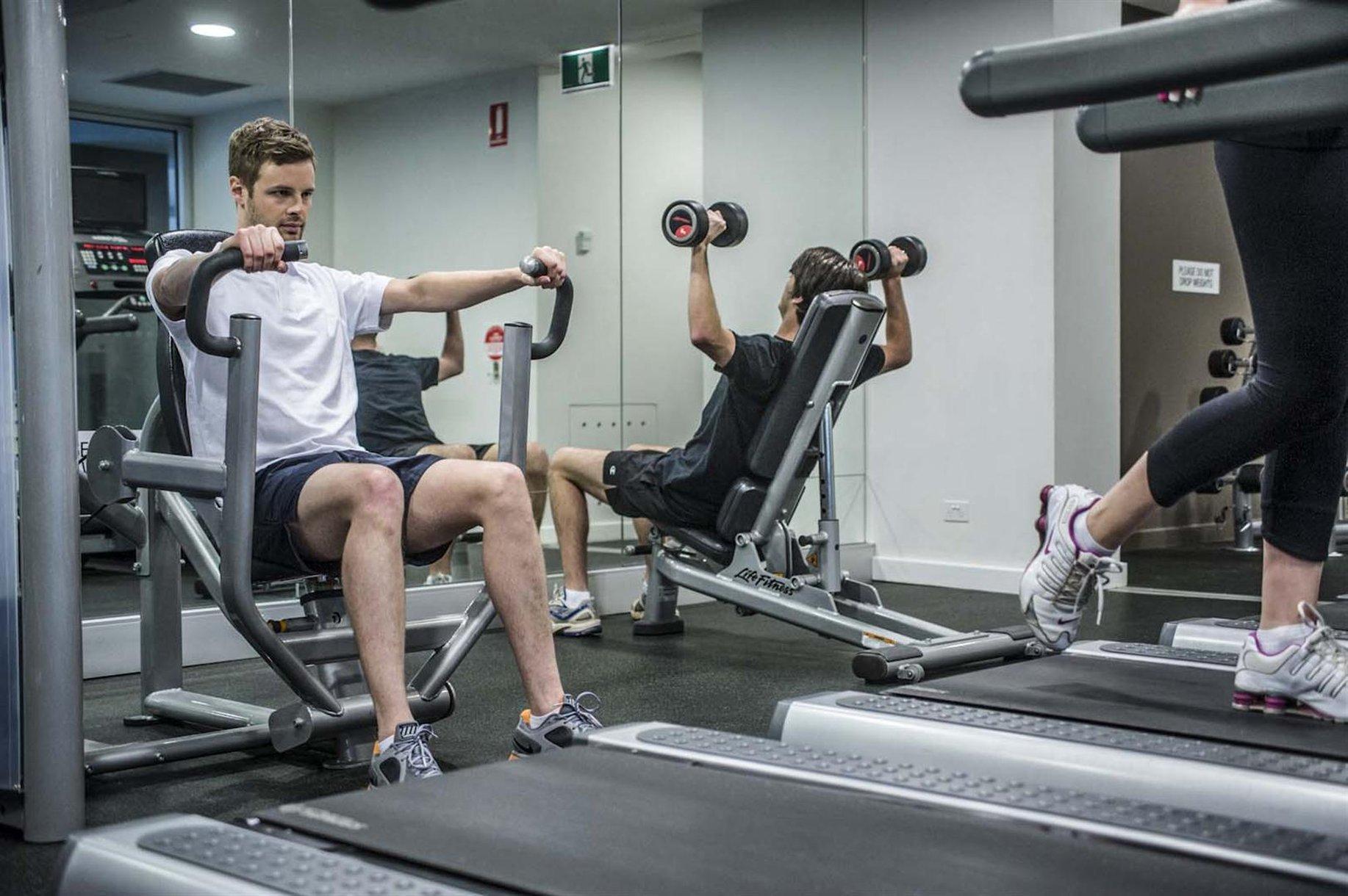 พูลแมน แอดเลด Hotel แอดิเลด สิ่งอำนวยความสะดวก รูปภาพ The gym at the London Scottish Rugby Club