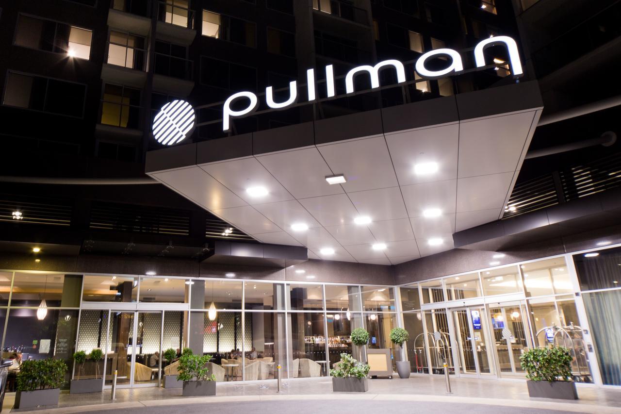 พูลแมน แอดเลด Hotel แอดิเลด ภายนอก รูปภาพ Pullman Hotel, Bangkok